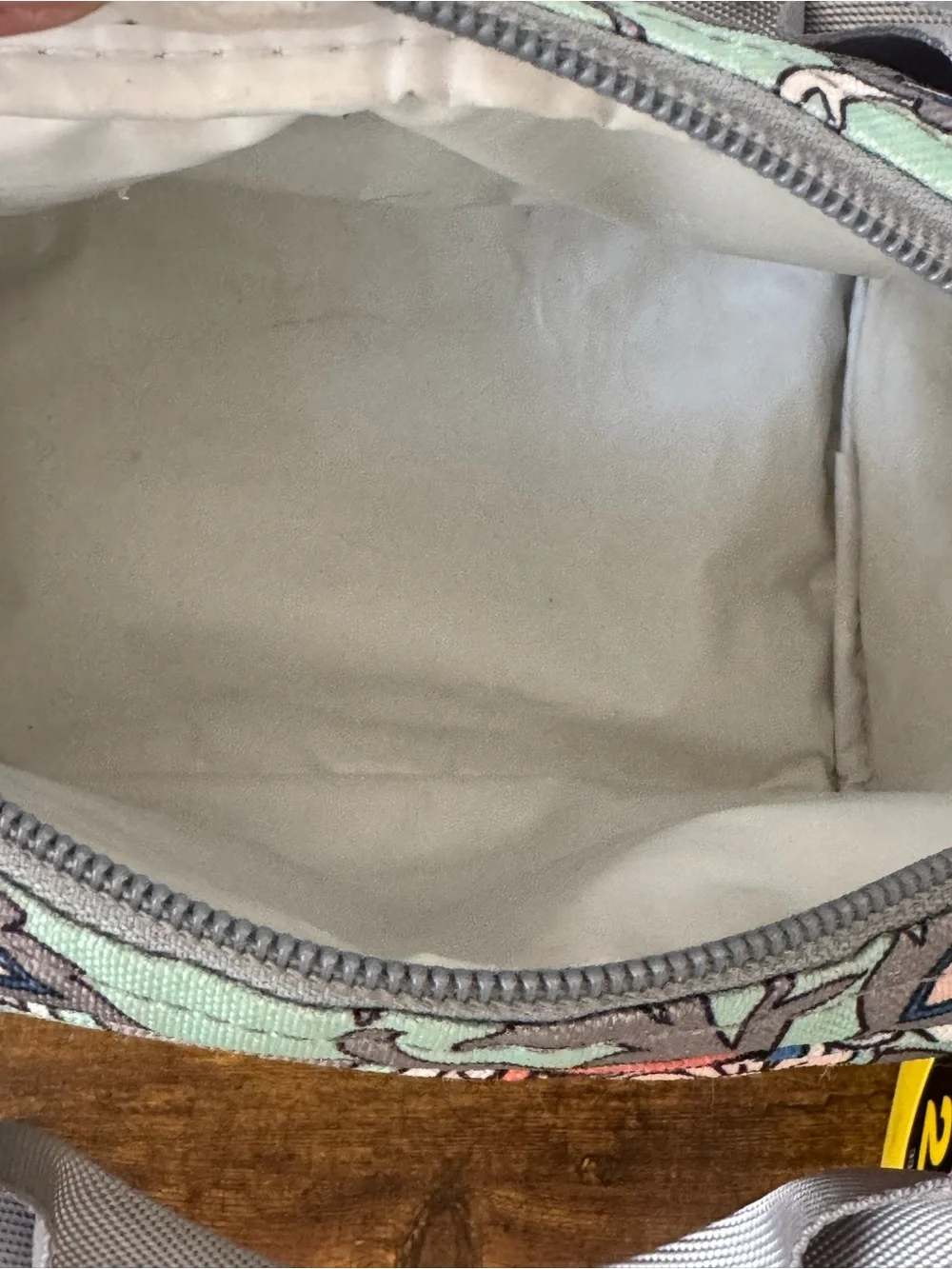 Vera‎ Bradley Insulated Lunch Tote Mint Green Paisley Floral Lunch Bag Zip